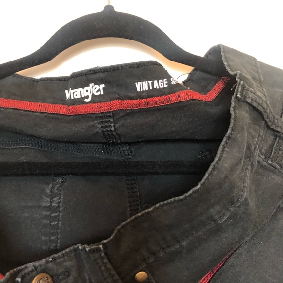 Vintage Wrangler Black Pants. Size 38x30. Red Trim - Picture 5 of 11